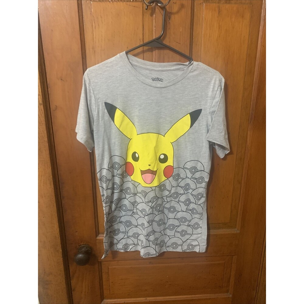 Pokémon Pikachu T-Shirt Gray Size: Youth XXL - Great Condition.